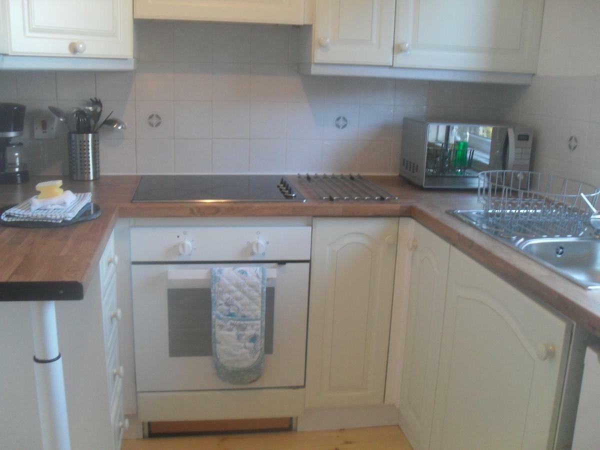 Edinburgh Beach View Apartment ภายนอก รูปภาพ