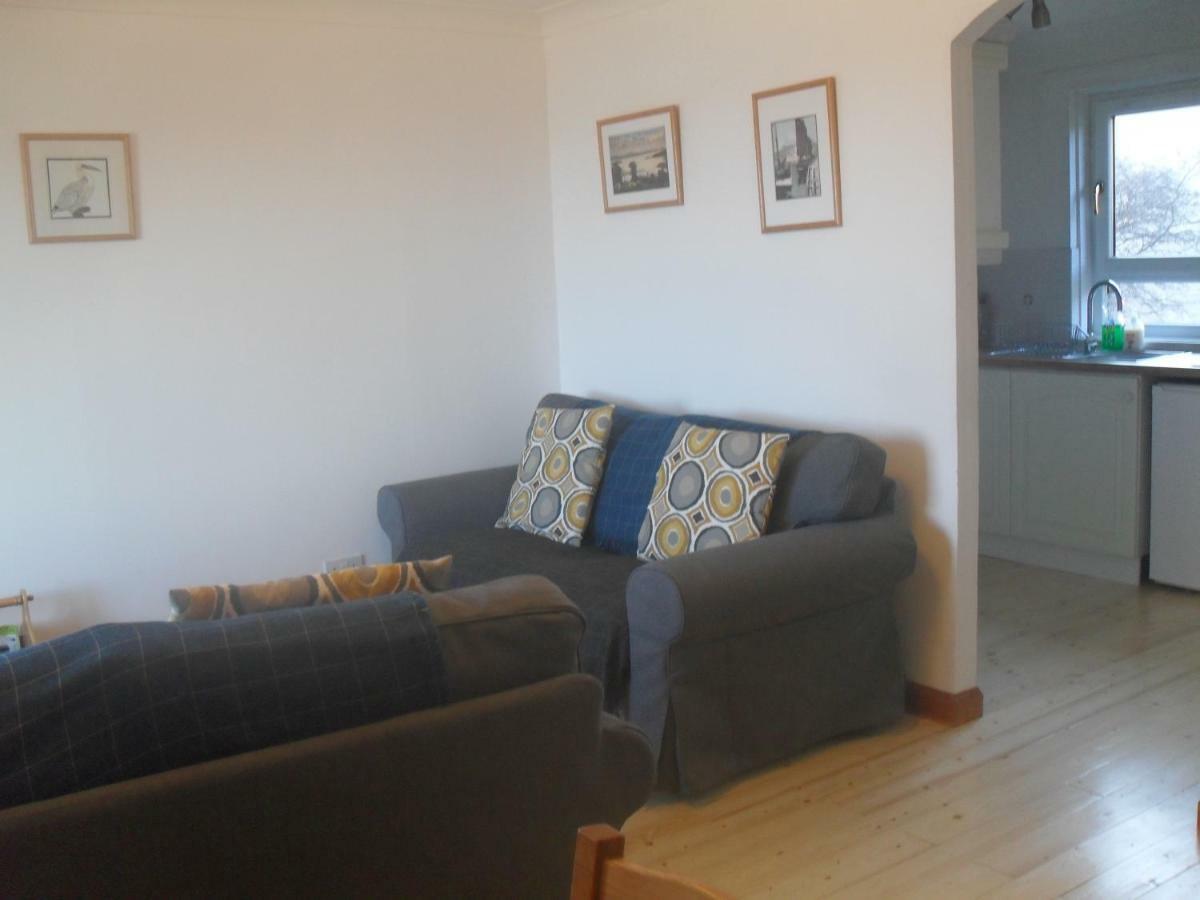 Edinburgh Beach View Apartment ภายนอก รูปภาพ